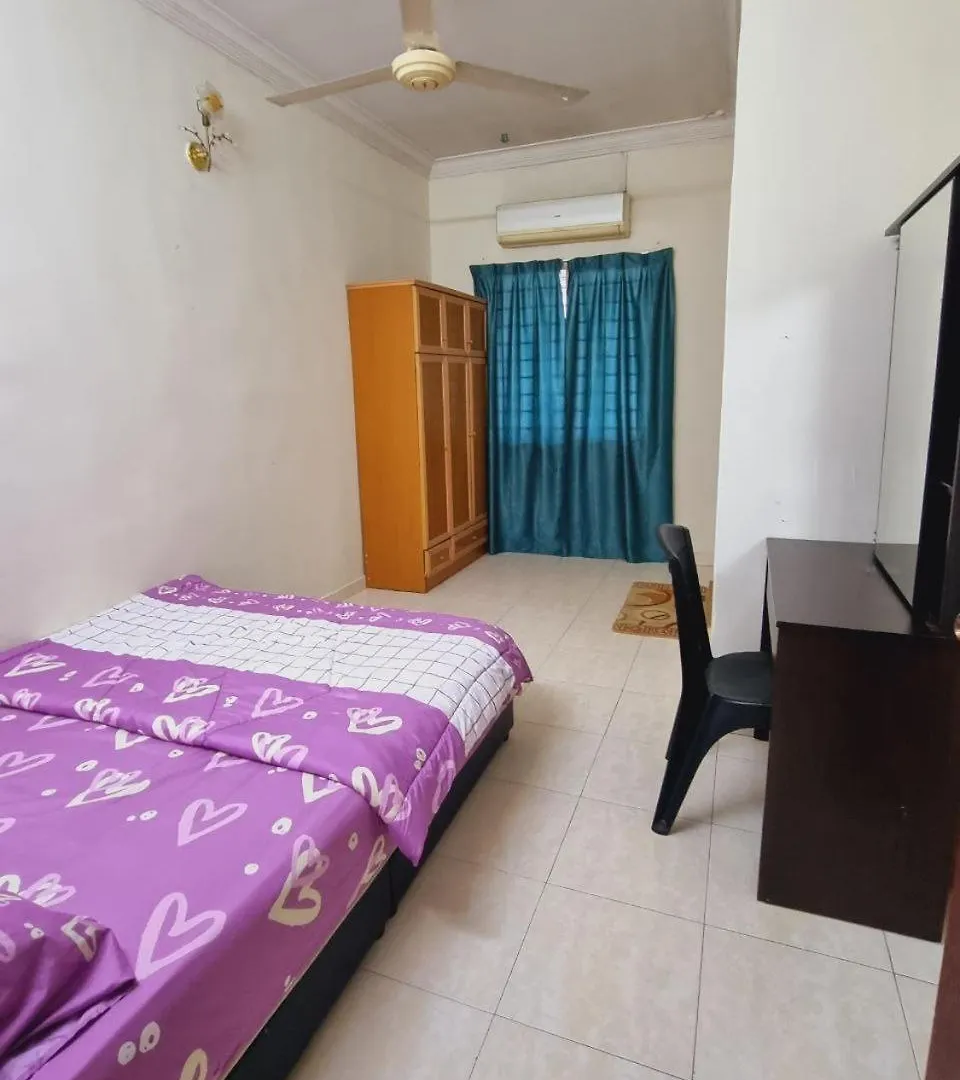 Hello Homestay Nibung Tebal